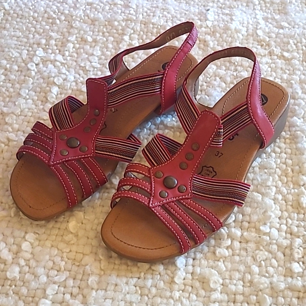 Red Leather Sandals with Rubber Soles Size 37/6-6.5